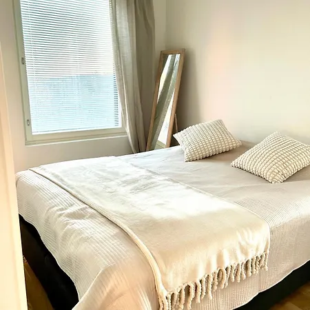 Apartment Moderni Viihtyisae Kaksio Jyvaeskylaessae Ilmaisella Pysaekoeintipaikalla *